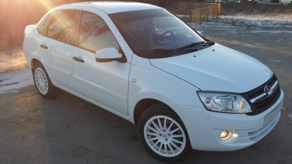 В Пятигорске с улицы Нежнова угнали автомобиль Lada Granta